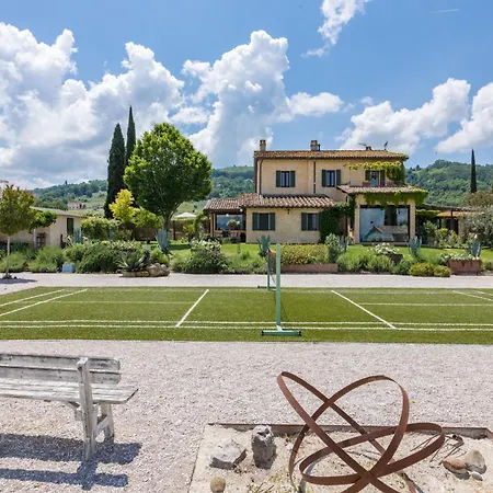 L'olmo Agriturismo Di Charme Landhuis *