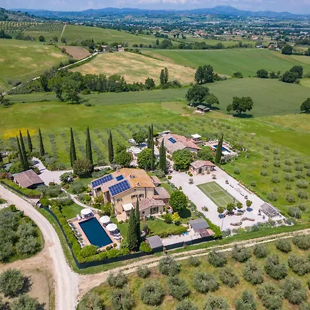Landhaus L'olmo Agriturismo Di Charme Bettona